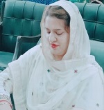 Dr Anum Zehra